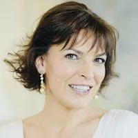 ALINE D'AMBRICOURT ألين دامبريكور