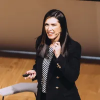 Ana Escurin