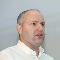 ari schapira