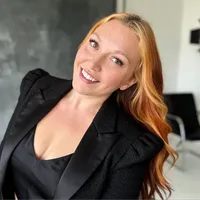 Daniela L.
