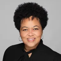 Dominique S.
