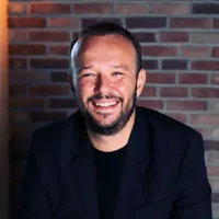 Dr. Erim KIRCA