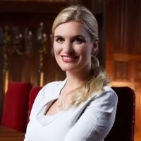 Hannah Peet