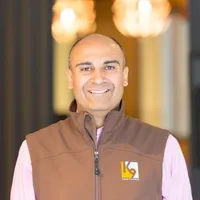 Dr. Manu Kumar 👋🏽